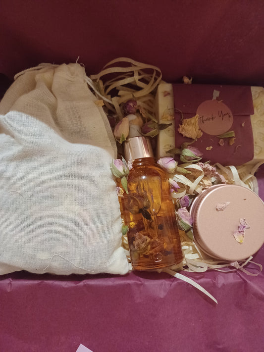 Rosa Damascena bath set