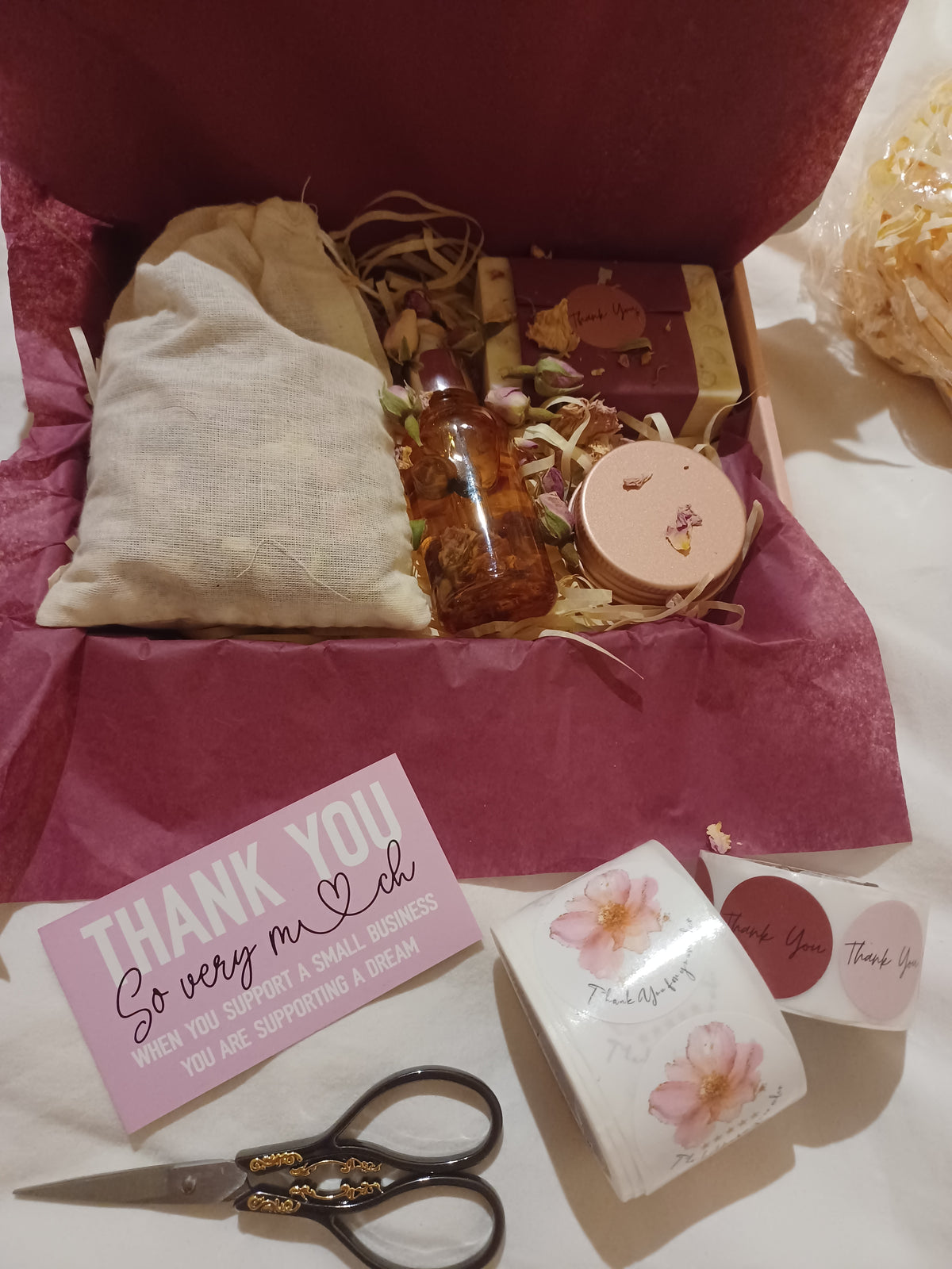 Rosa Damascena bath set